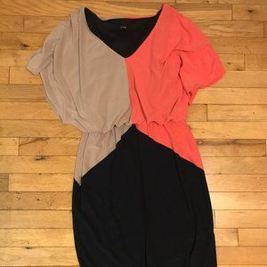 Color Blocked Dress Comfortable w/ Interesting Cut